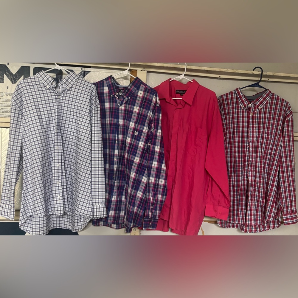 Men’s XXL long sleeve bundle dress shirts 👔 
Smokefree